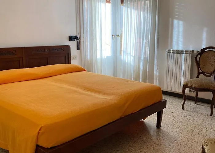 A Casa Di Emanuela E Mauro 莱万托