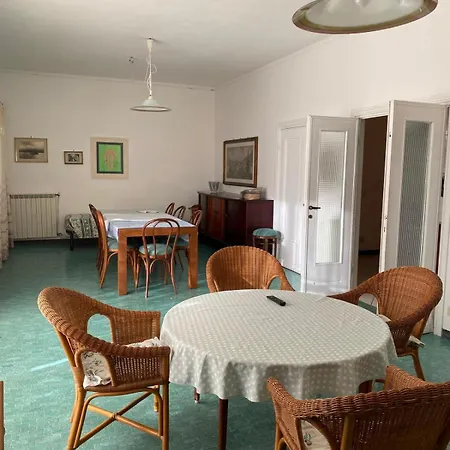 A Casa Di Emanuela E Mauro Apartment